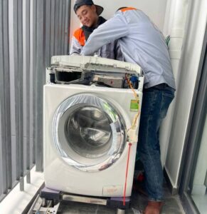 Quy Trình Sửa Chữa Máy Giặt Tại Điện Lạnh Đức Tín Diễn Ra Như Thế Nào?
